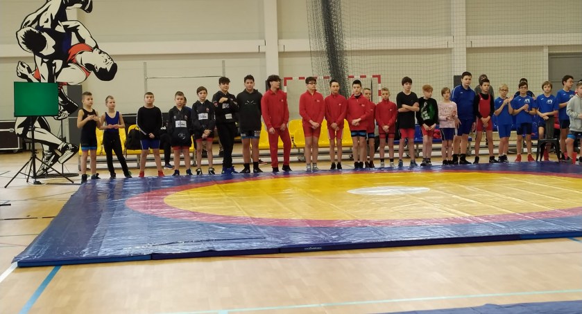 Sukcesy zapaśników ZKS Radomsko podczas MIstrzostw Województwa Łódzkiego Młodzików w Zgierzu