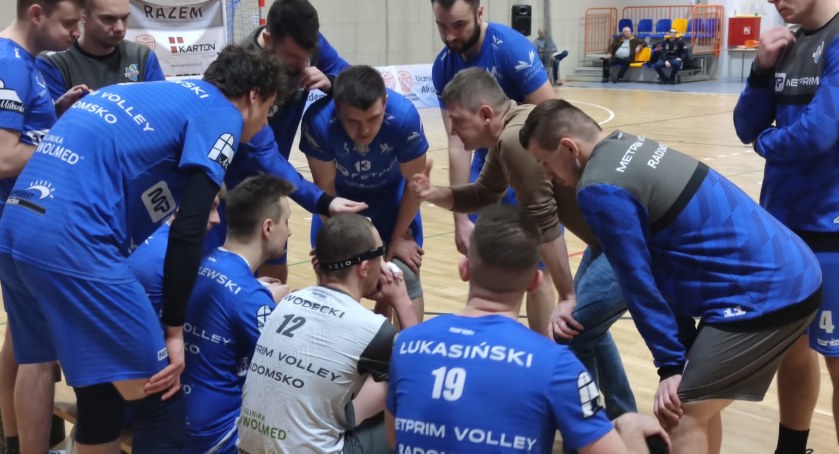 Porażka siatkarzy METPRIM Volley Radomsko w wyjazdowym spotkaniu z UKS Akademia Siatkówki Zduńska Wola
