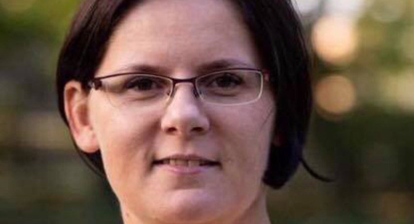 W Kobielach znów wybory. Startuje Katarzyna Bracka. A może to przygrywka przed walką o fotel wójta?