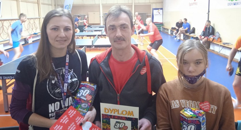 WOŚP: Bartłomiej Molka najlepszy w turnieju tenisa, a w piłkę najlepiej zagrali chłopcy z RAP II Radomsko