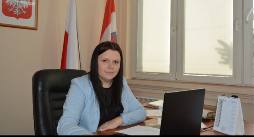 Powiat nie dopłaci nauczycielom szkół średnich. Bo nie musi