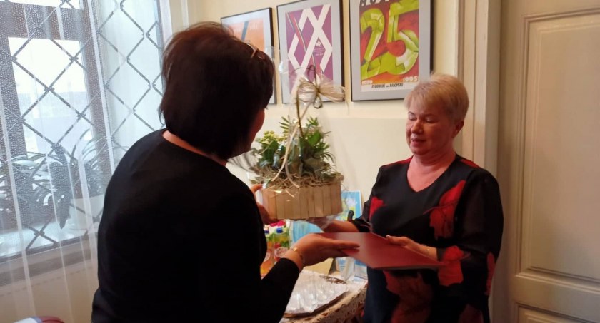 Mirosława Piotrowska obchodziła 40-lecie pracy. Od 39 pracuje w radomszczańskim muzeum