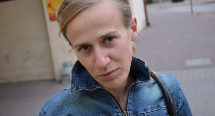 Od poczwarki do motyla. Rozmawiamy z debiutującą poetką z Radomska Karoliną Gurazdą-Grabarczyk