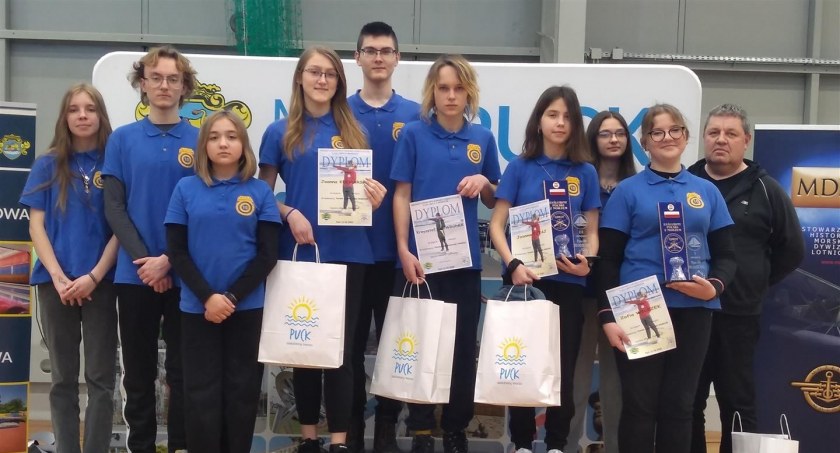 Strzelcy 10-tki z zawodów rozgrywanych w Pucku wrócili do domu z pięcioma medalami