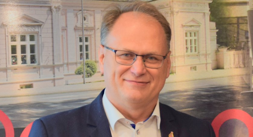 Wywiad z prezydentem Ferencem. Internauci pytają: Kto go przeprowadził?