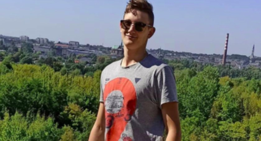 Trębacz bez azylu. Janek Cisowski cierpi po pożarze garażu