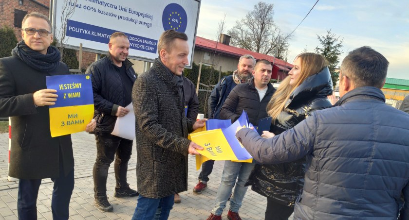 Bracia Ukraińcy, jesteśmy z Wami. Konferencja prasowa radomszczańskiej Platformy Obywatelskiej 