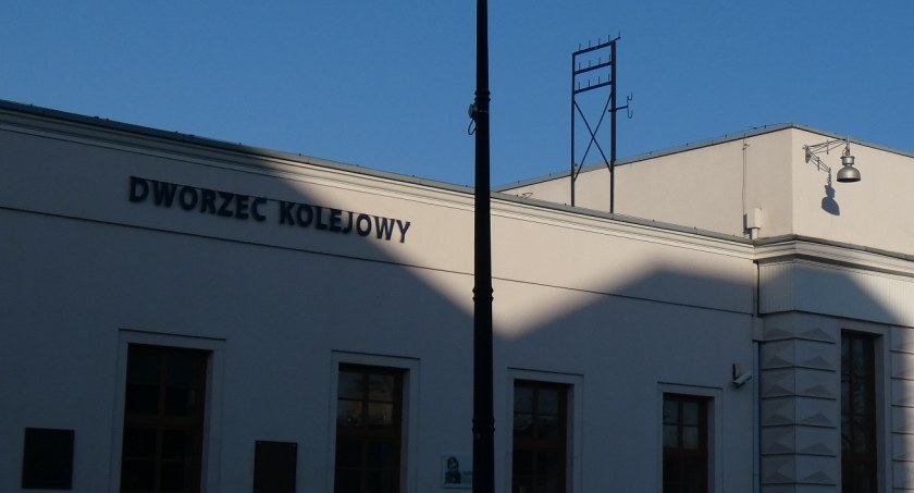 To wina PKP? Uważam, że to zdecydowanie bardziej skomplikowane [Czytelnicy piszą] 