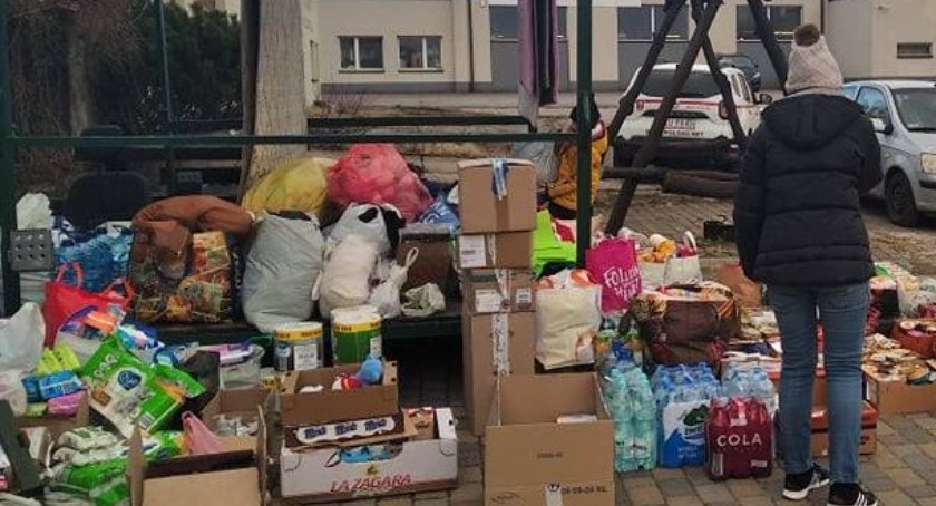 Gminy nie mogą pomagać finansowo osobom przyjmującym uchodźców. 