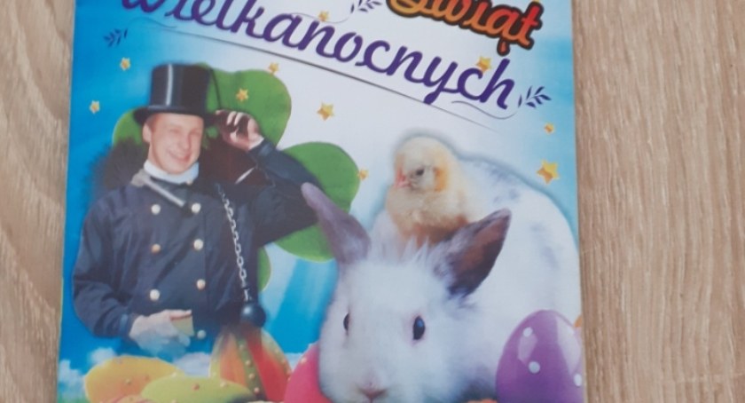 Uwaga na fałszywych kominiarzy! Wręczają kartki świąteczne i wyłudzają pieniądze!