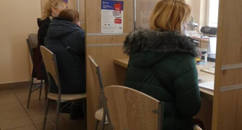 Wnioski o świadczenia społeczne dla Ukraińców już są. MOPS przetłumaczył je na ukraiński