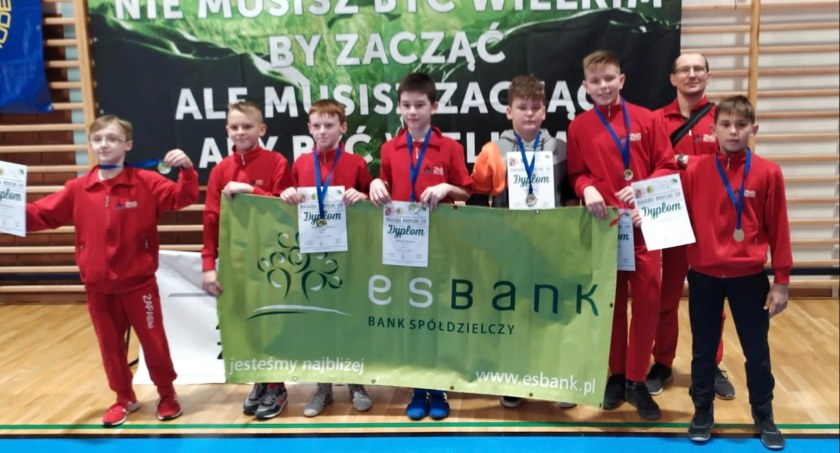 Zapaśnicy ZKS Radomsko trzy razy stawali na najwyższym podium w Warszawie