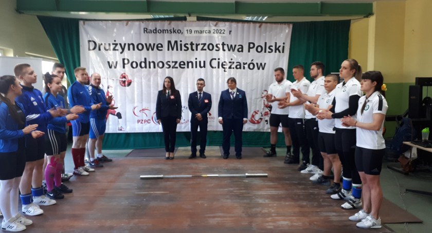 Sztangiści UMLKS przegrali po walce. Ale ze zdecydowanym faworytem ciężarowej ligi