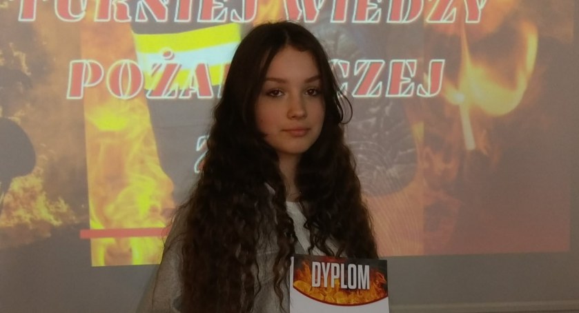 Kinga Kątna z ZSP nr 1  z sukcesem w eliminacjach miejskich Ogólnopolskiego Turnieju Pożarniczego