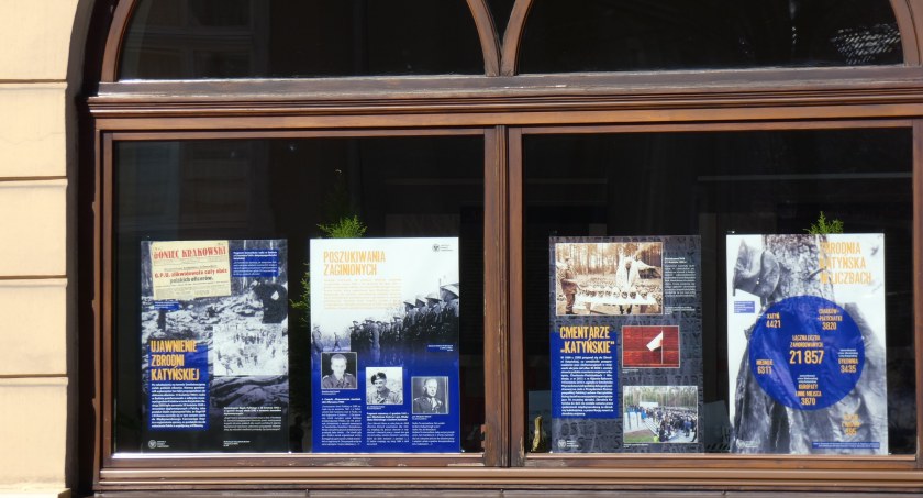 Muzeum Regionalne zaprasza do Galerii w Oknie: Zbrodnia katyńska 1940