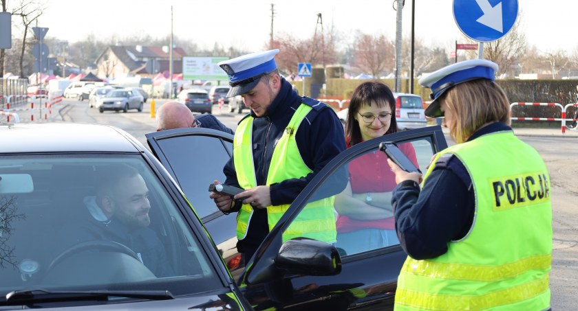 Radomszczanie zdają test trzeźwości. Akcja promująca abstynencję