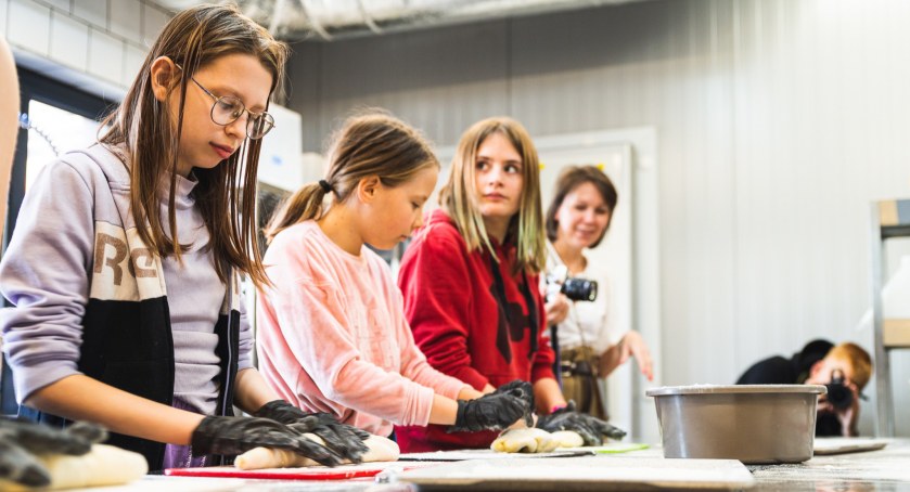 Fotografia od kuchni. Fotograficzne warsztaty fundacji foto Pozytyw w restauracji Metalurgia