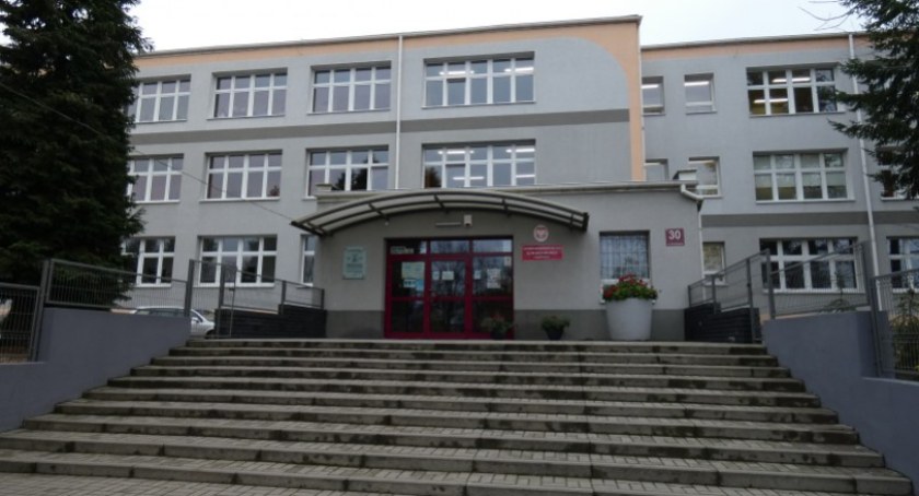 Nieoficjalne: Komisja konkursowa wskazała kandydatów na dyrektorów I i II liceum. Teraz musi je zatwierdzić zarząd