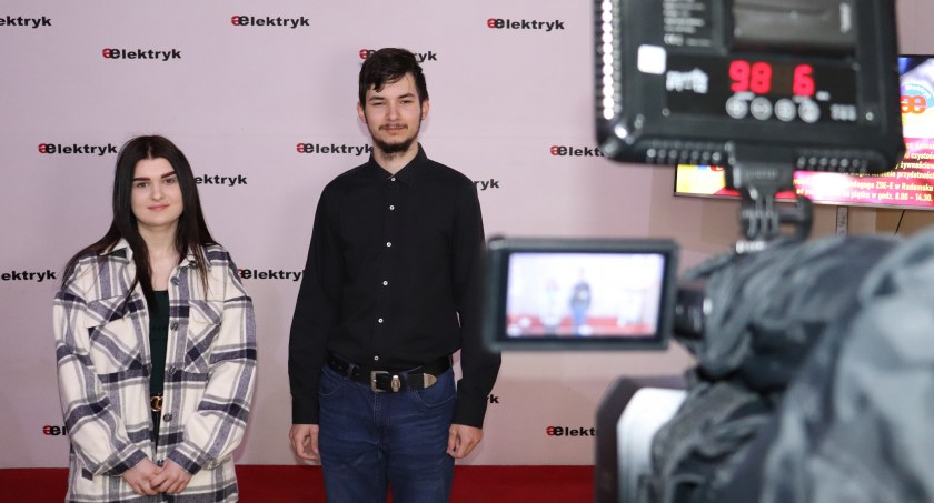 Alicja Szydziak i Michał Wiśniewski z Elektryka finalistami VIII edycji Olimpiady Wiedzy o Mediach