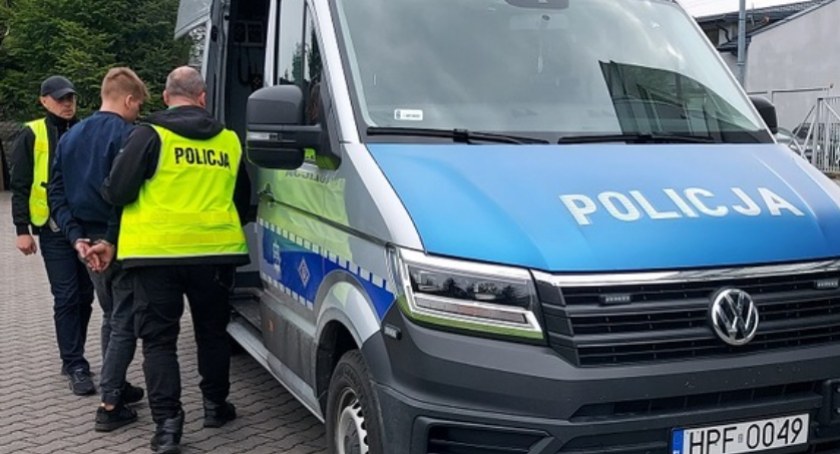 Policja zatrzymała 25-letniego mieszkańca gminy Żytno. Jest podejrzany o spowodowanie wypadku, w którym zginął 16-latek