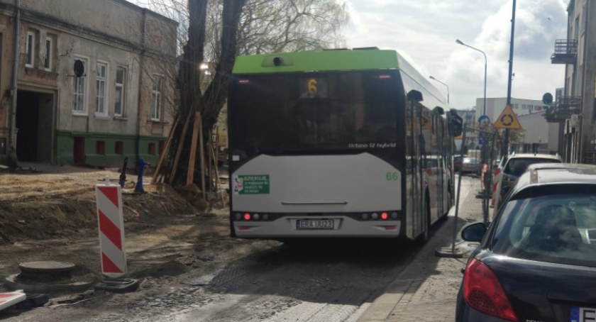 MPK informuje: Autobusy nie będą jeździć remontowaną Żeromskiego. Przy tych pracach to niebezpieczne