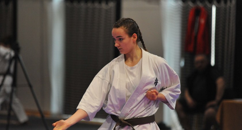 Weronika Mazur trzecia w VIII Akademickie Mistrzostwa Polski Karate Kyokushin. Radomszczanka wróciła po kontuzji