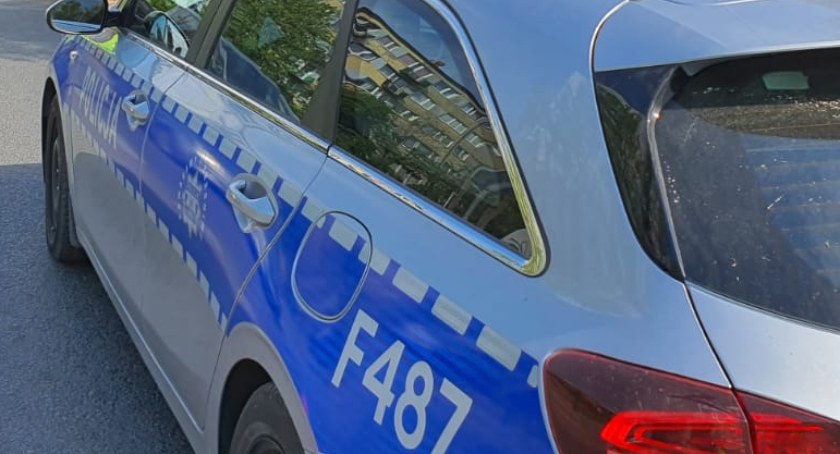 Nietrzeźwy 44-latek zatrzymany na autostradzie A1 w okolicy Radomska. Mieszkaniec Siedlec stanie przed sądem 