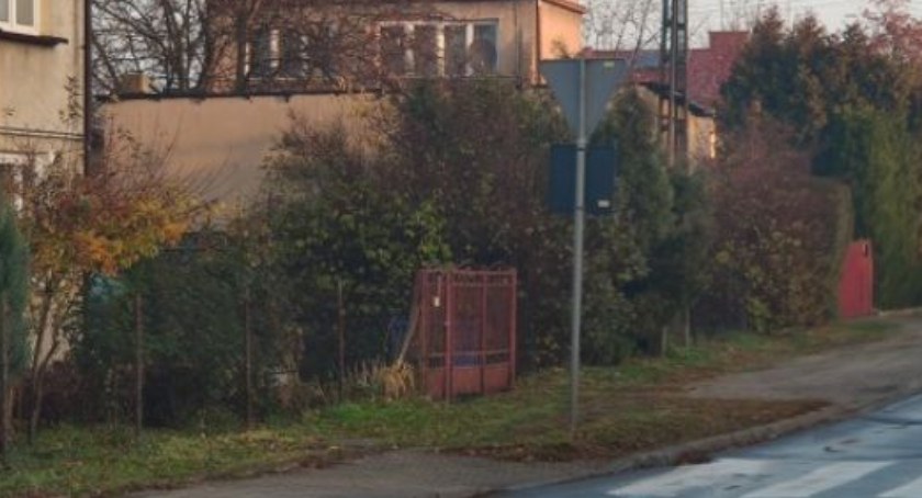 Spadki ciśnienia wody oraz przerwy w jej dostawie w dzielnicy Kowalowiec potrwają do końca miesiąca