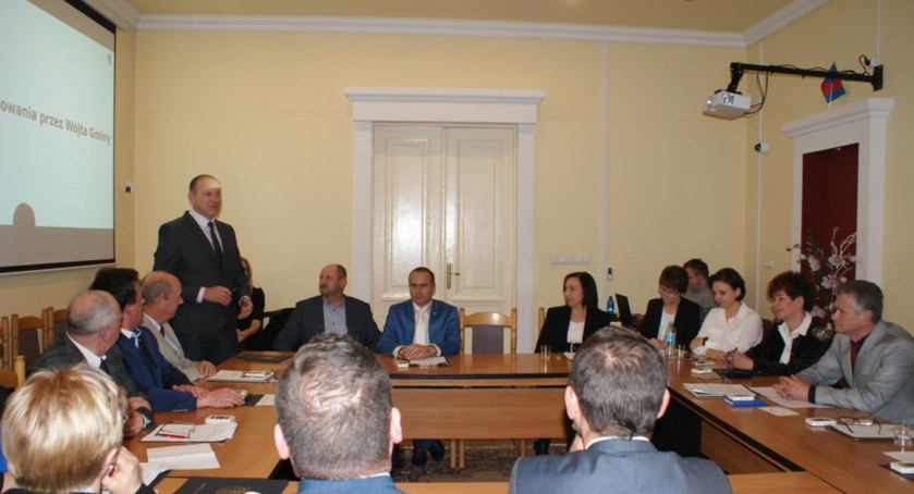 W lipcu odbędą się wybory uzupełniające do Rady Gminy w Gidlach. O mandat zawalczą dwie kobiety