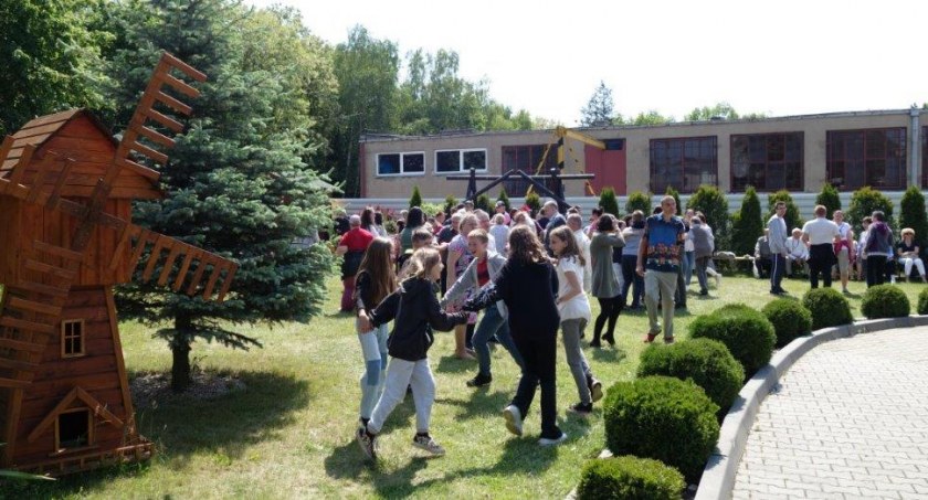 Dyskoteka integracyjna w Środowiskowym Domu Samopomocy