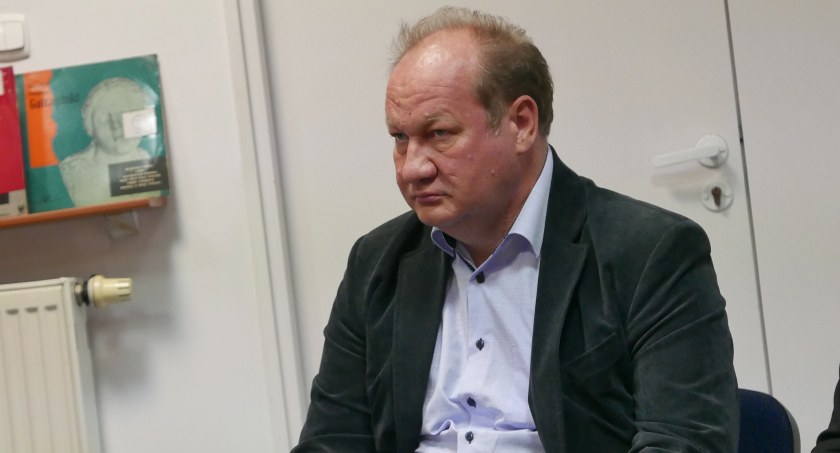 Nauczyciele I LO apelują do Bogdana Węgrzyńskiego: prosimy, niech pan nie obejmuje funkcji dyrektora