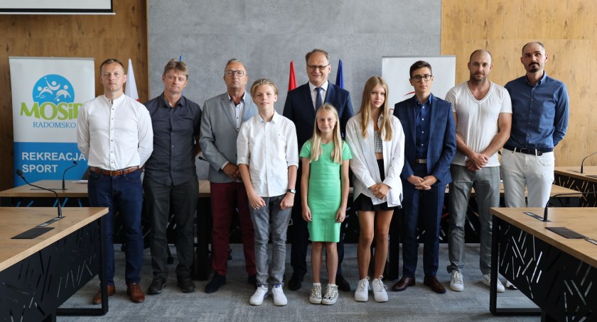 Miasto doceniło młodych sportowców. Otrzymali stypendia prezydenta