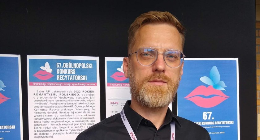 Janusz Kucharski reprezentuje województwo łódzkie w 69. Finale Ogólnopolskiego Konkursu Recytatorskiego w Ostrołęce