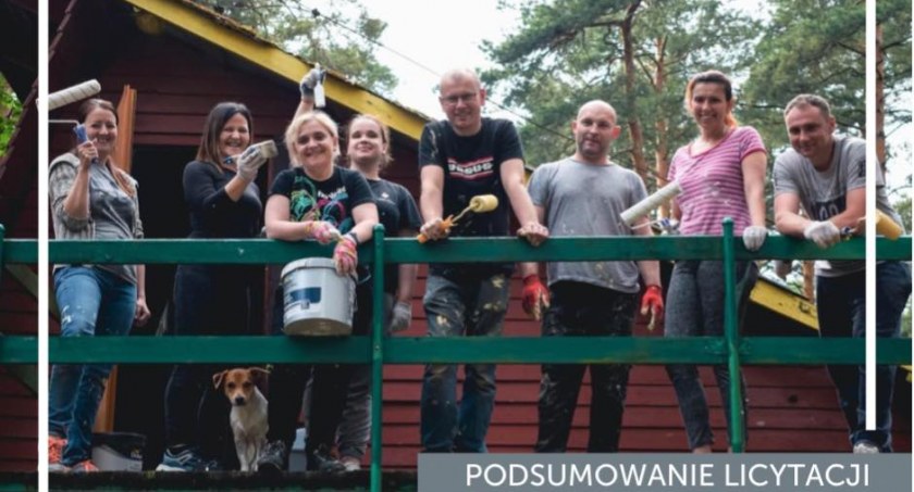99 wpłat, ponad 9 tys. zł: to efekt licytacji radomszczańskich harcerzy na na remont stanicy w Białym Brzegu