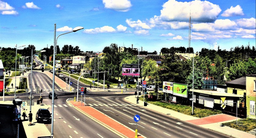 Budowa autostrady postępuje szybko naprzód, wykonana jest bez zarzutu [Historia Gazetą pisana] 