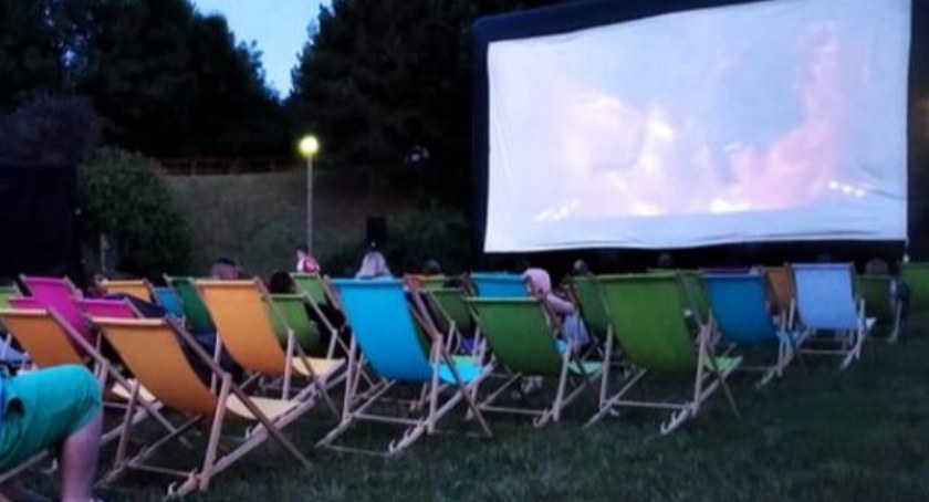8 rzeczy, których nie wiecie o facetach: Kino na leżakach. Bezpłatny seans już w najbliższy piątek