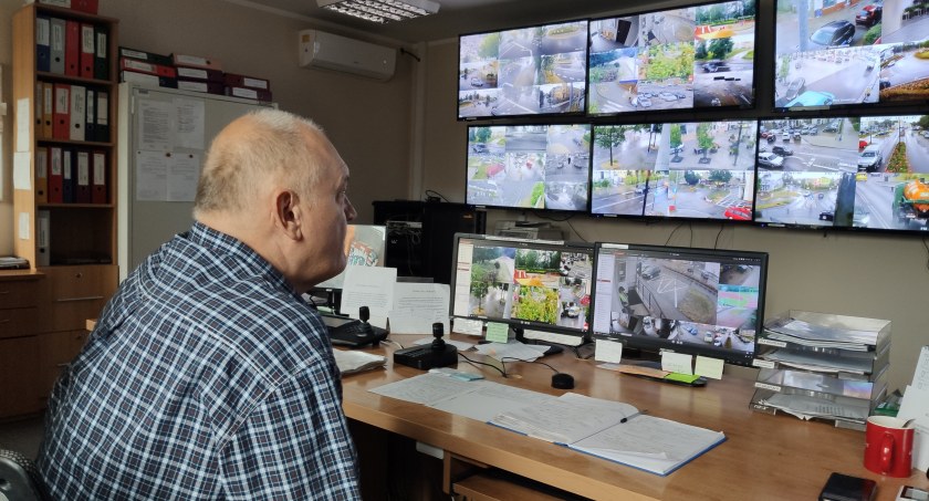 Co widzą operatorzy miejskiego monitoringu. Ulice bez tajemnic
