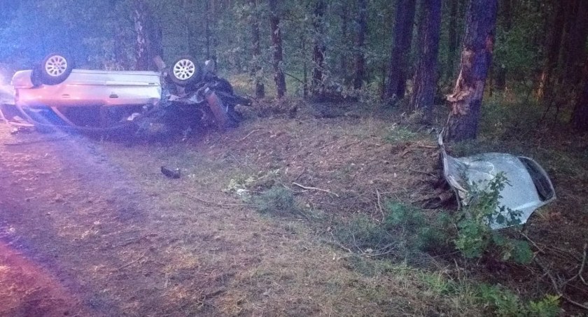 Wypadek w Piaszczycach: dwóch mężczyzn zostało rannych. Obaj byli pijani. Jeden jest w stanie ciężkim
