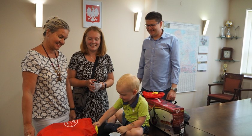 List w Butelce: finał gry terenowej. W starostwie wręczono nagrody. Główna przypadła pani Aleksandrze i jej synkowi