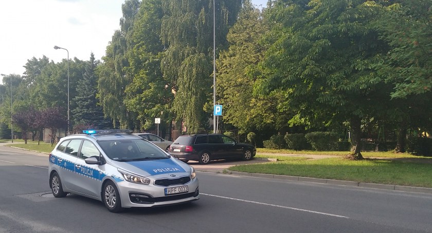Podkom. Karol Mosur: Zatrzymujemy więcej osób bez uprawnień. Dwukrotnie wzrosła liczba wykroczeń drogowych