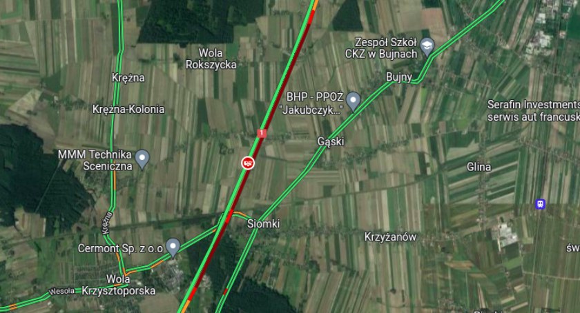 Wypadek na autostradzie między Radomskiem w Piotrkowem Trybunalskim