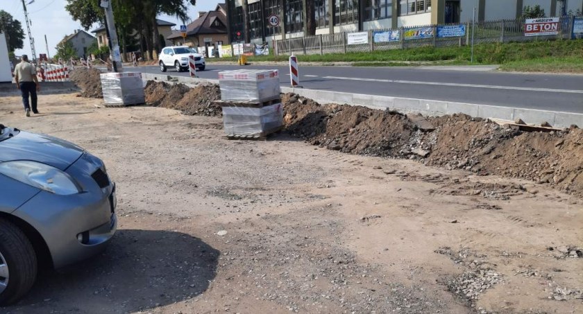 Grzegorz Michalski do GDDKiA: Przywróćcie wjazd na przykościelny parking w Strzelcach Małych