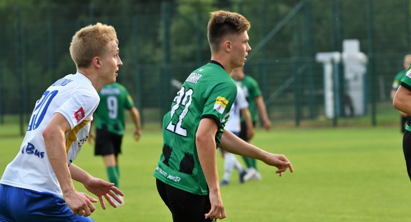 Debiut radomszczanina Mateusza Kempskiego w Widzewie II