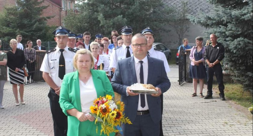Dożynki parafialne w Krzętowie w gminie Wielgomłyny 