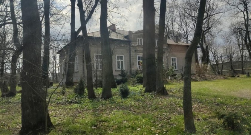 Babie lato w Zakrzewskim Dworze: malarstwo, muzyka i poezja 