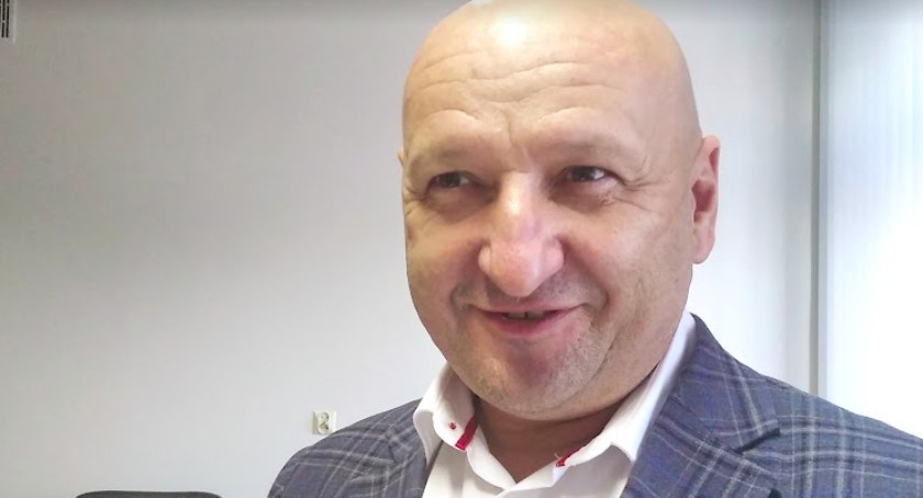 Wójt gminy Radomsko poszukuje pracownika do referatu zamówień publicznych