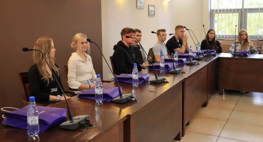 Warsztaty fotograficzne w starostwie. Bo skomponować kadr trzeba umieć 