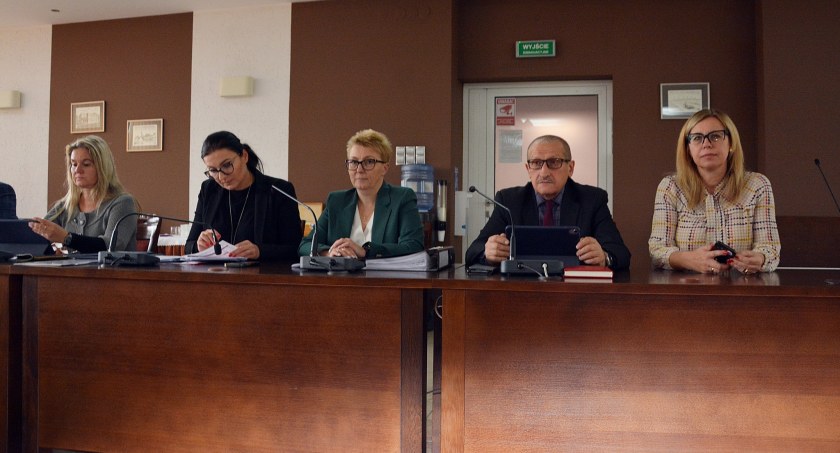 Bilans strat i zysków radomszczańskiej służby zdrowia. Pro Familia z niewielką stratą. Szpital ma zysk. Finansowy