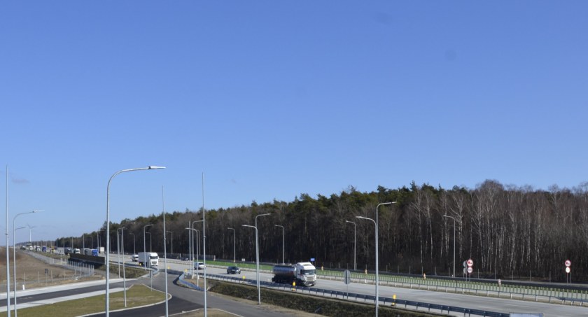 Utrudnienia na odcinku 3 km na autostradzie A1 w kierunku Łodzi