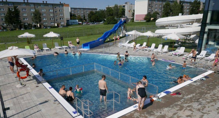 Basen Aquara nieczynny jeszcze co najmniej dwa tygodnie. Może dłużej. Przez wymianę zjeżdżalni 